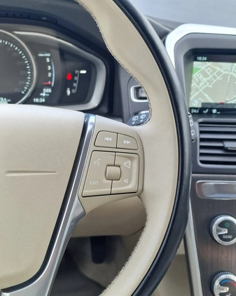Volvo XC 60 cena 67000 przebieg: 165010, rok produkcji 2014 z Nowa Dęba małe 277